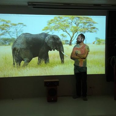 smart projector paint in use